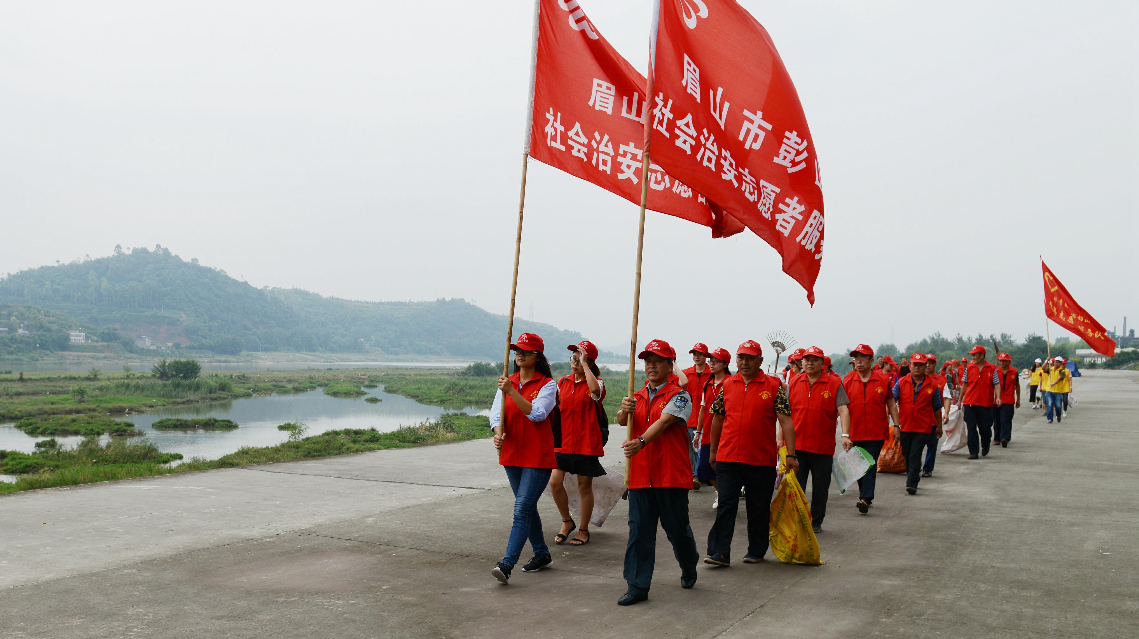 青草影视,环保志愿者活动招募，参与志愿活动，为环保贡献力量！